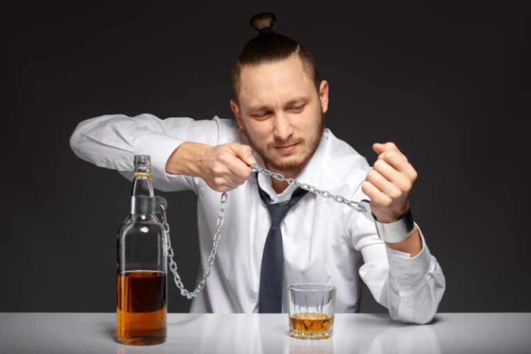 Exploring Optimal Approaches for Alcohol Dependence Treatment